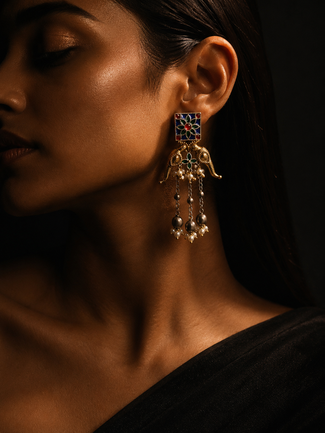 Charulata Dual Tone Chiraiya